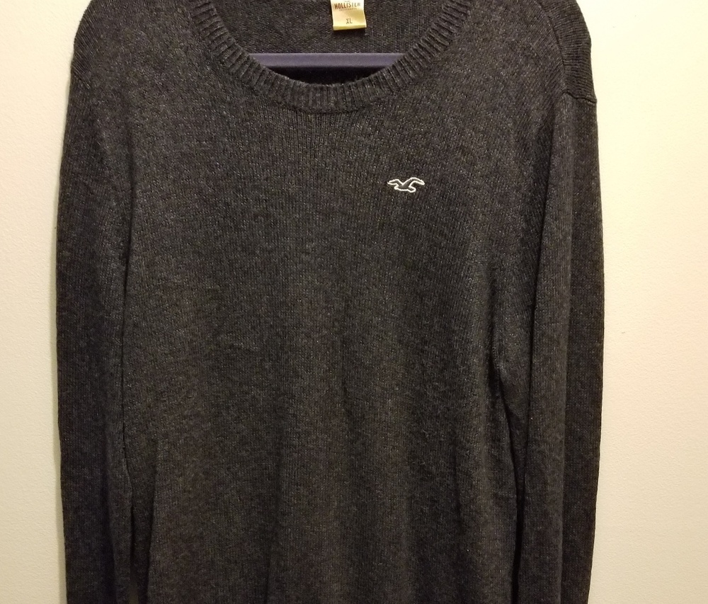Hollister sz XL, charcoal black, 22 bust, 25